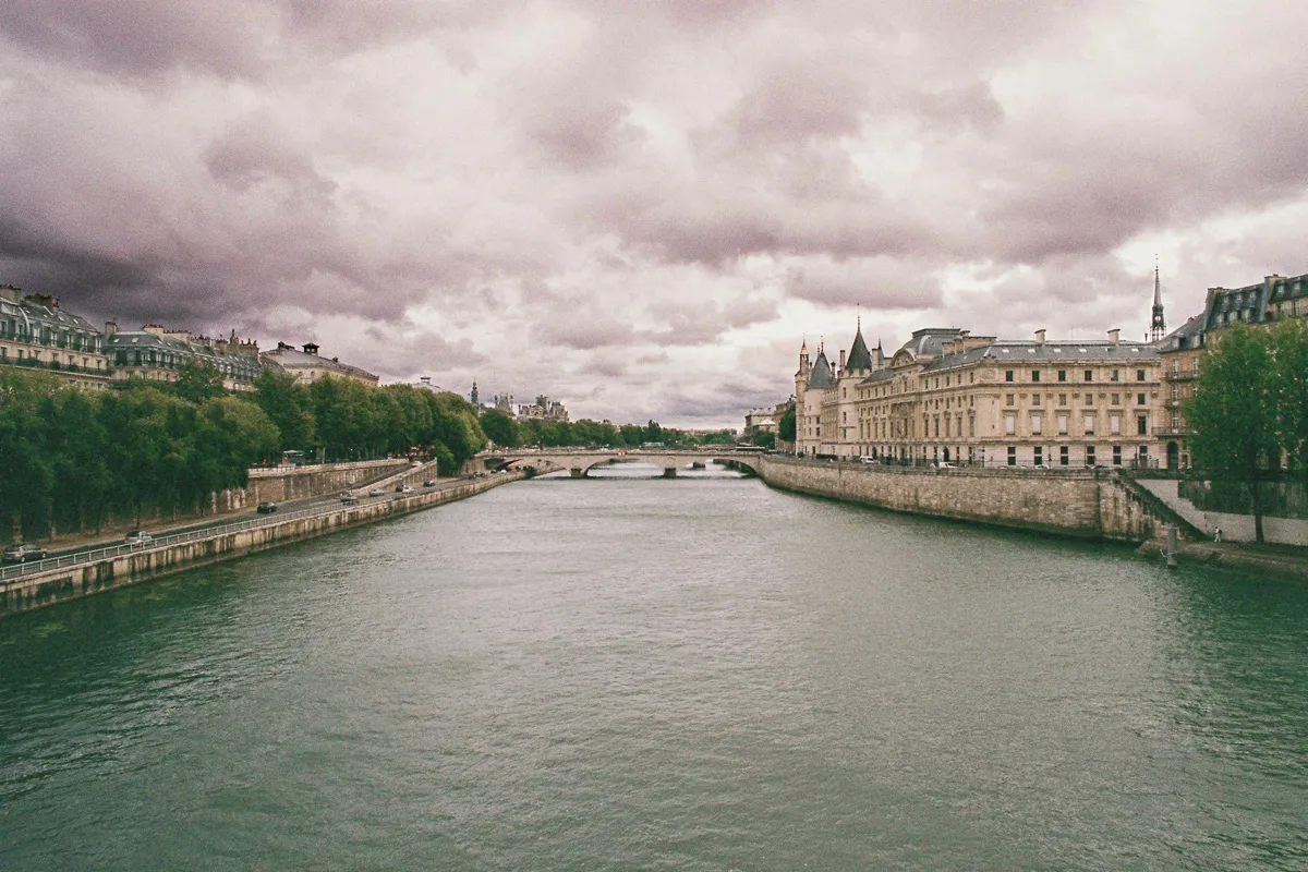 argentique analog 35mm saint michel pont des arts