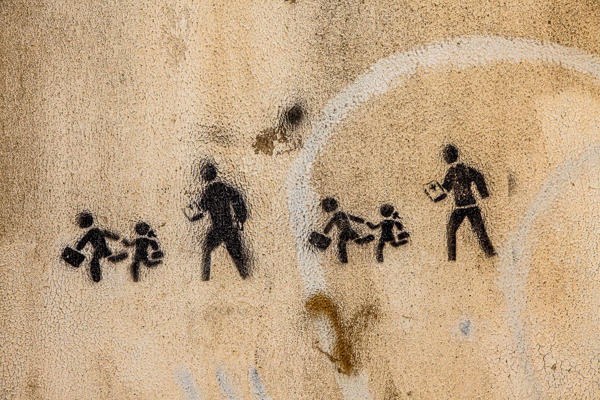 beirut street art family 009