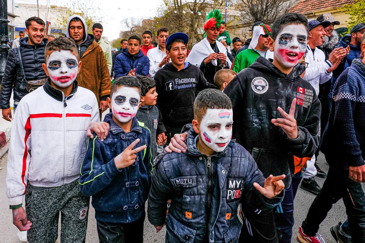 enfants algerie manif hirak