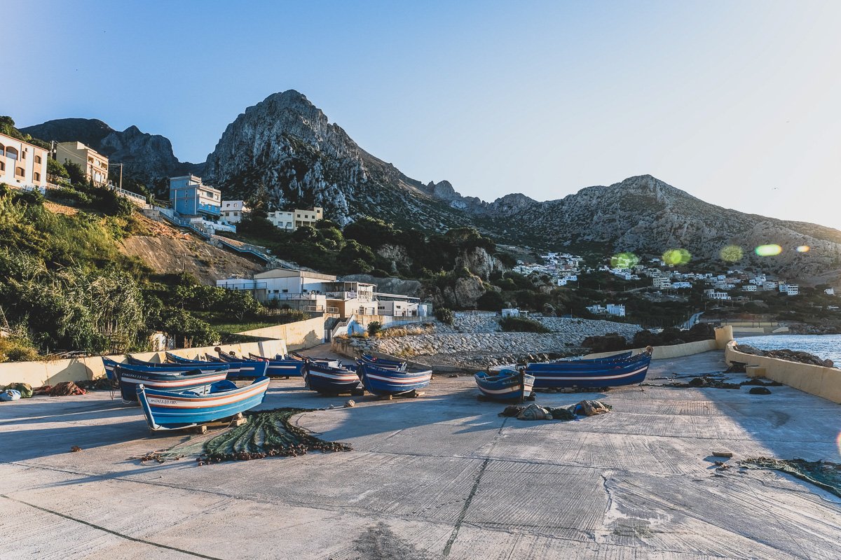 femmes pecheurs port barques montagne 033