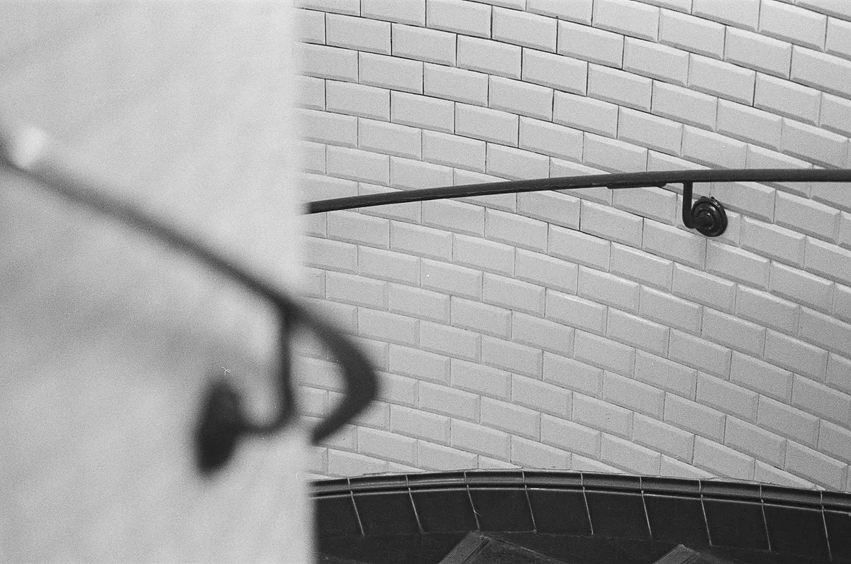 metro paris couloir 024