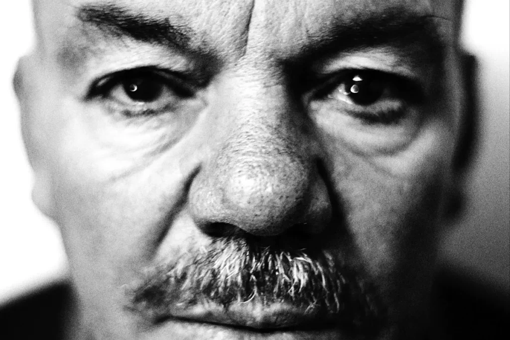 vignette home regard algerien